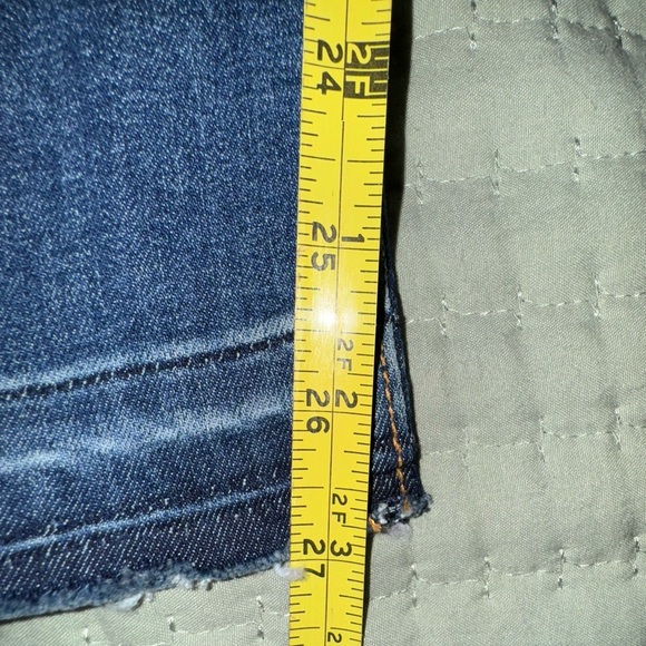 Rag & Bone ankle skinny raw hem Jeans. Size 29. EUC. Color CLN LLY DALE - Picture 7 of 14